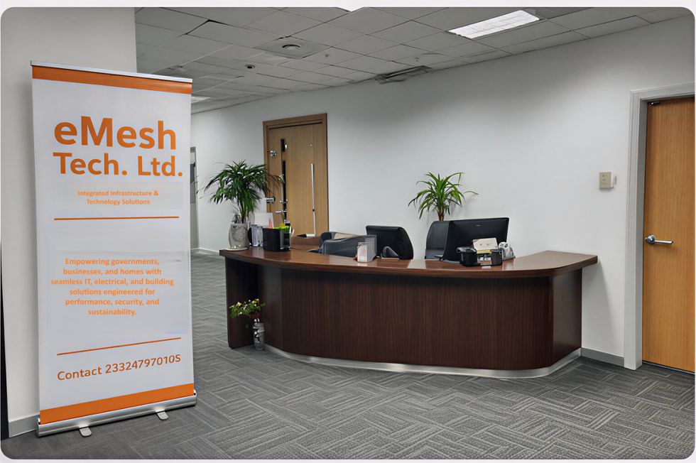 Local businesses in Ho