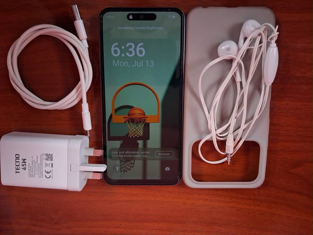 Tecno spark 40