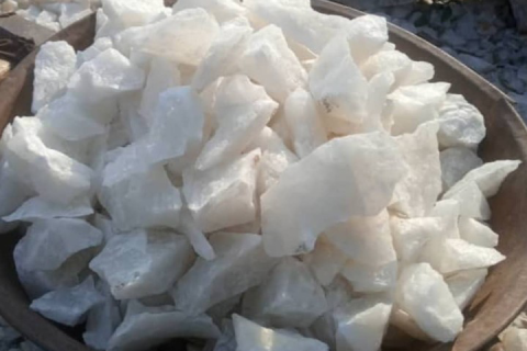 Premium White Calcium Carbonate Stone / Limestone Chips