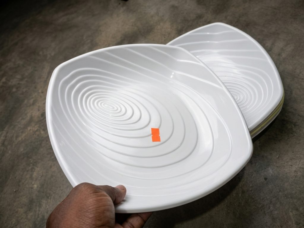 6-Piece Modern Ripple Pattern Oval Serving Plates (Available in Pairs)