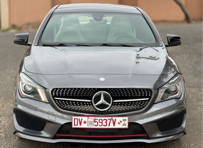 2016-mercedes-benz-cla-4matic-for-sale-03